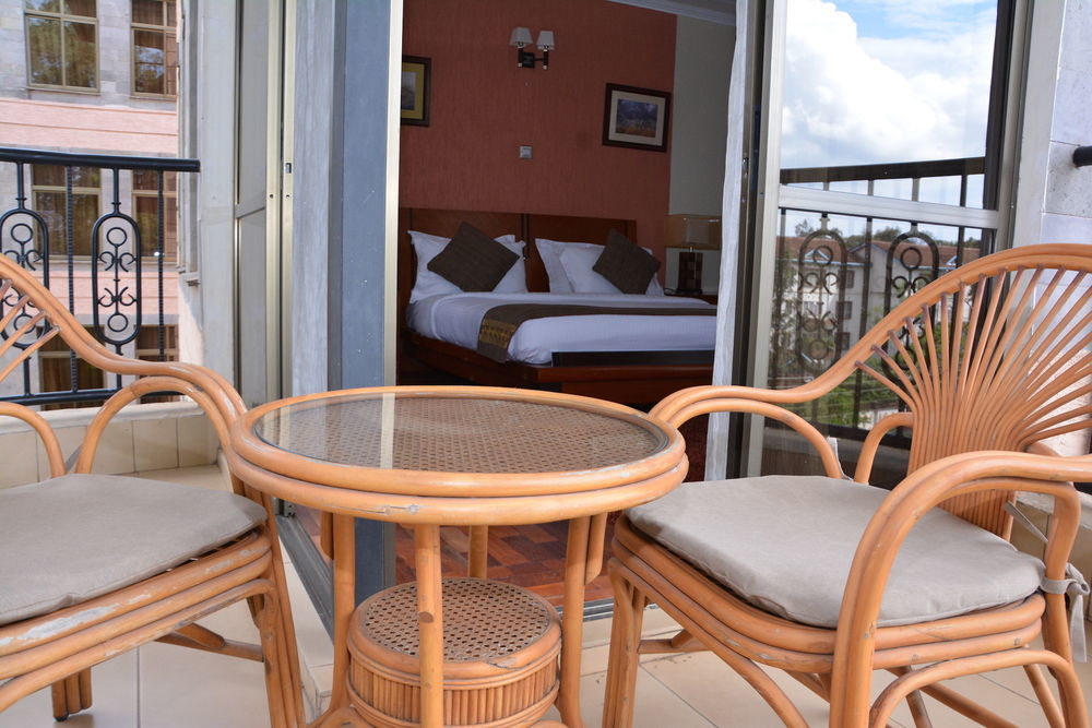 Gemsuites Serviced Apartments State House Nairobi Exterior photo